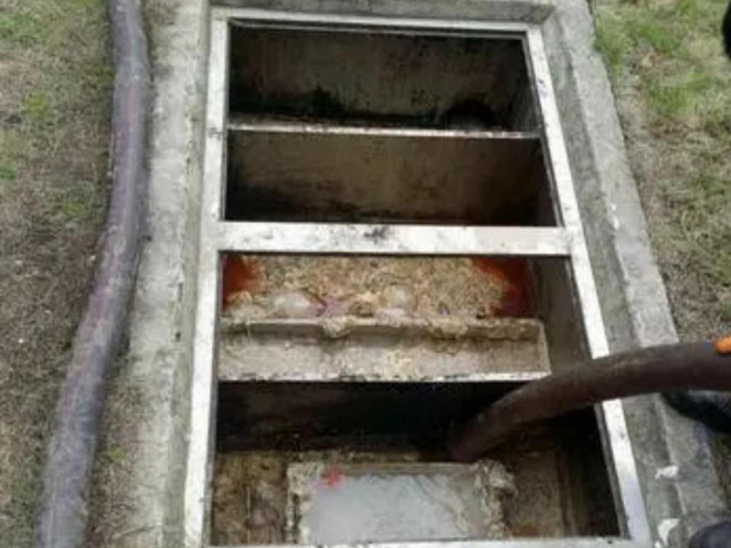 麻涌镇隔油池清理